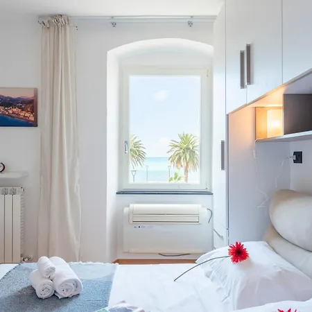 Milo's House On The Sea - Happy * Sestri Levante